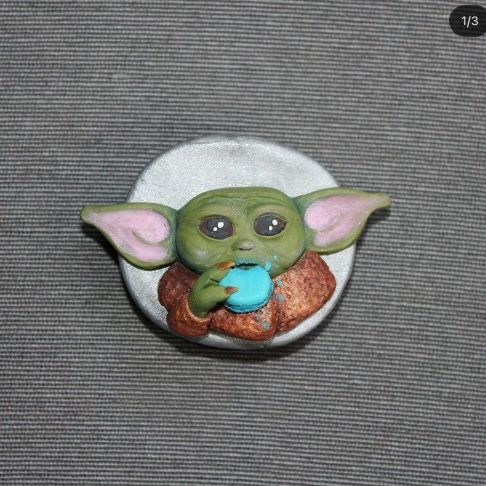 Hand made popsocket baby yoda